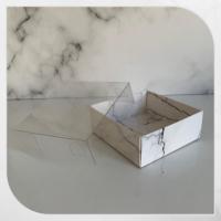8x8x3 Altı Beyaz Mermer Desenli Karton Üstü Asetat Kutu