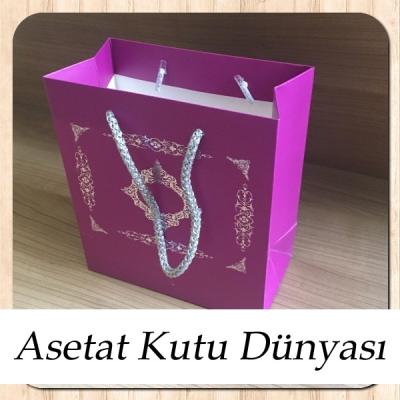 15.5x17x8 Ölçülü Mor Üzerine Gümüş Saray Desenli Karton Çanta