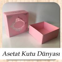 8x8x3.5 Pembe Üzeri Gümüş Yaldız Baskılı Saray Desenli Karton Kutu