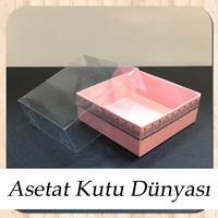 8x8x3 Altı Pembe Üzerine Gümüş Kilim Desenli Karton, Üstü Asetat Kutu